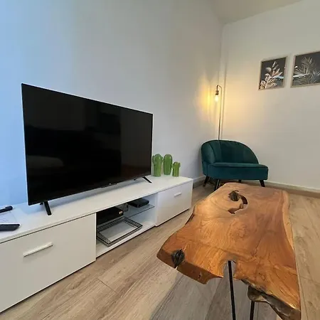 Appartamento Proche Du Village Et De La